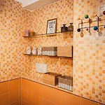 Lomi Apartment