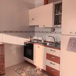 Lomi Apartment *