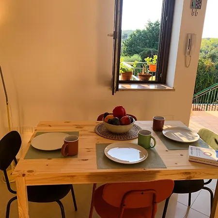 Lomi Apartman