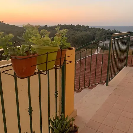 Lomi Apartman *