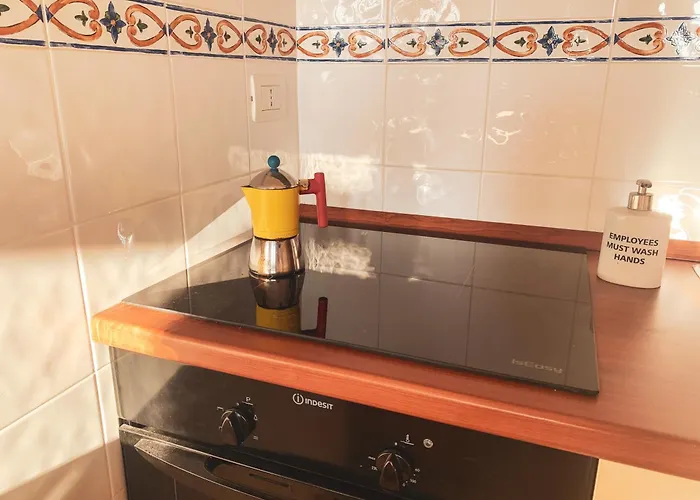 Lomi דירה *